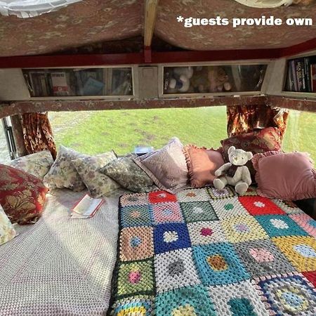2 X Double Bed Glamping Wagon At Dalby Forest Scarborough Bagian luar foto